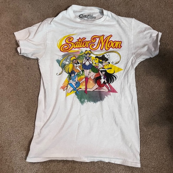 Sailor Moon t shirt - Picture 1 of 3